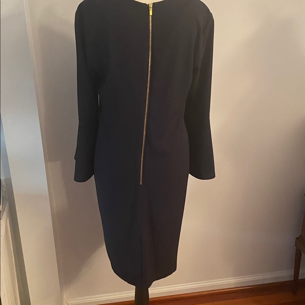 Carmen Marc Valvo dark blue size 4 grommets on sleeves dress - Picture 5 of 7